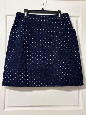 Charter Club Pull On Polka Dot Navy Skort with front pockets.